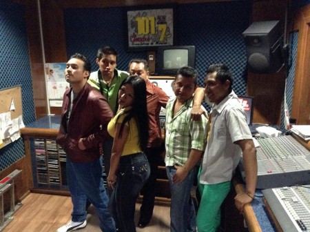 cuates locutores